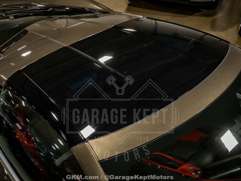 Used 2020 Chevrolet Corvette Stingray Preferred Cpe w/ 2LT Preferred Equipment Group RWD image 18