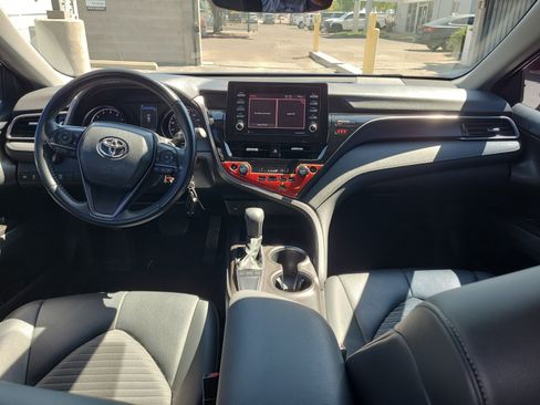 Used 2023 Toyota Camry SE FWD image 13