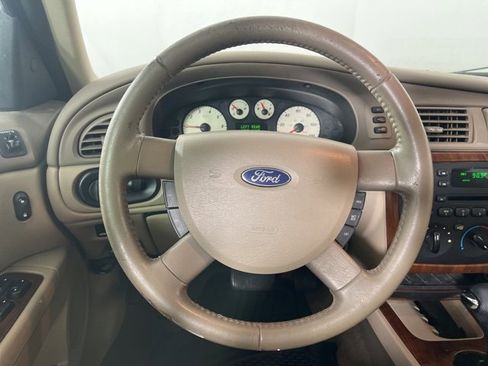 Used 2006 Ford Taurus SEL image 8
