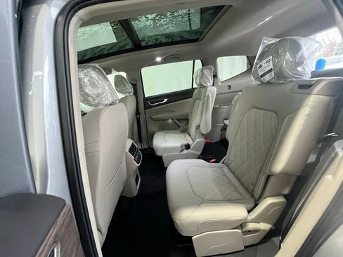 New 2026 Volkswagen Atlas SEL Premium R-Line image 22