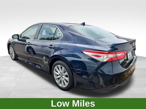 Used 2019 Toyota Camry LE FWD image 2