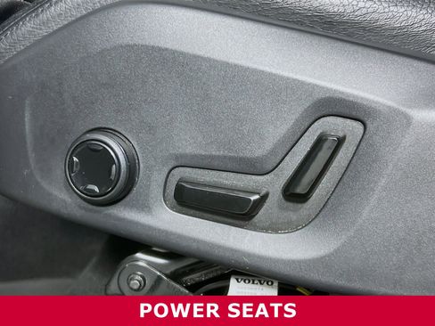 Used 2018 Volvo XC60 T8 Inscription w/ Advanced Package image 4