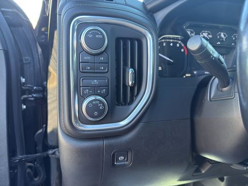 Certified 2021 GMC Sierra 1500 SLE w/ X31 Off-Road Package image 17