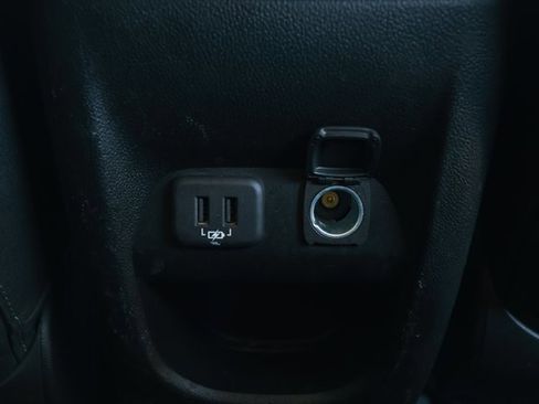 Used 2019 GMC Canyon SLE w/ Elevation Edition image 28