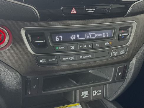 Certified 2023 Honda Passport TrailSport image 16