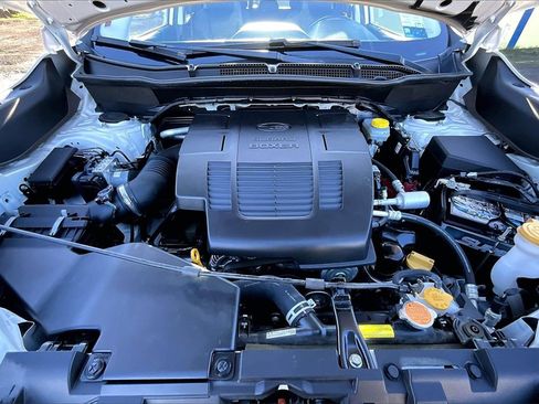 Used 2022 Subaru Forester Limited w/ Popular Package #3 image 31