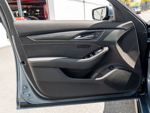 Used 2023 Cadillac CT5 V Blackwing w/ Carbon Fiber Package 2 RWD image 10