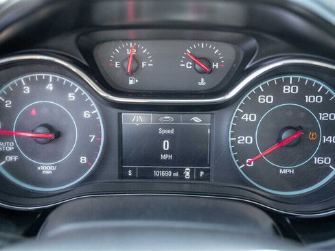 Used 2017 Chevrolet Cruze LT image 12