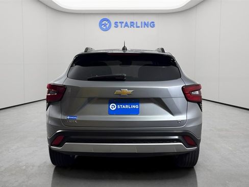 Certified 2024 Chevrolet Trax LT w/ LT Convenience Package image 7