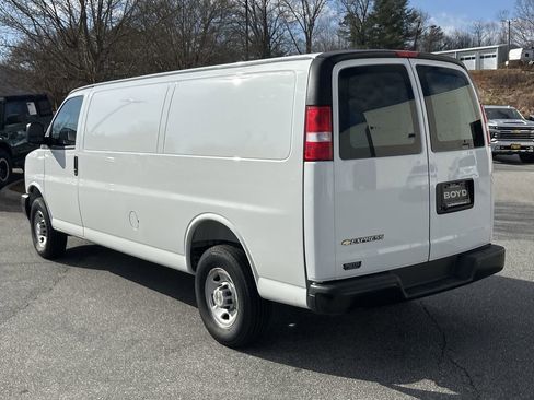 New 2025 Chevrolet Express 3500 Extended w/ Driver Convenience Package image 7