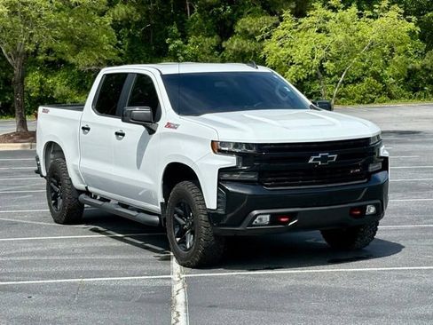 Used 2020 Chevrolet Silverado 1500 LT Trail Boss AWD/4WD image 11