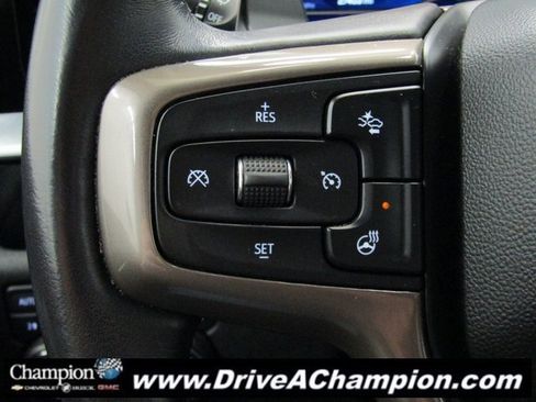 Used 2023 Chevrolet Silverado 1500 High Country image 36