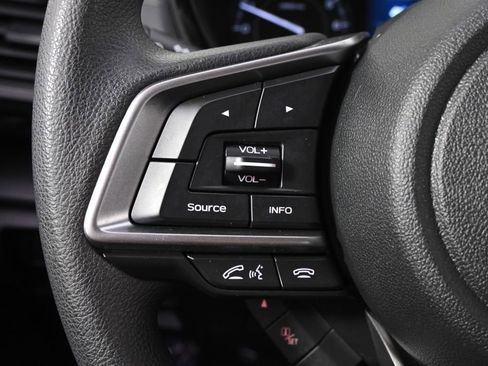 Used 2019 Subaru Impreza 2.0i w/ Eyesight image 33