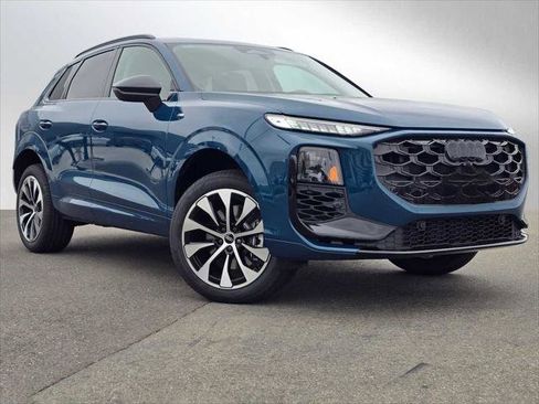 New 2026 Audi Q3 quattro 2.0T AWD/4WD image 1