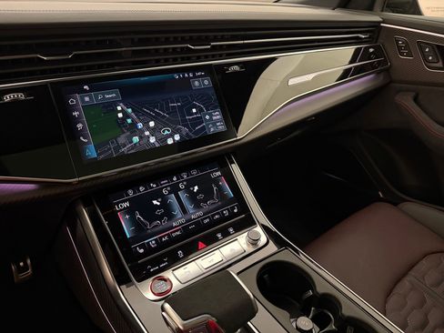 New 2026 Audi RS Q8 performance image 21