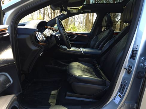Used 2023 Mercedes-Benz EQS 450+ SUV image 10