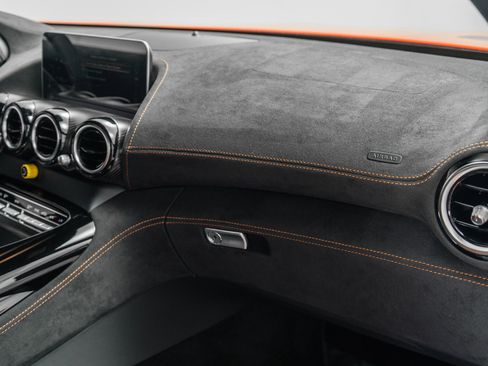 Used 2021 Mercedes-Benz AMG GT Black Series image 32