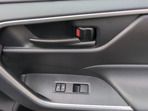 Used 2025 Toyota RAV4 LE image 25