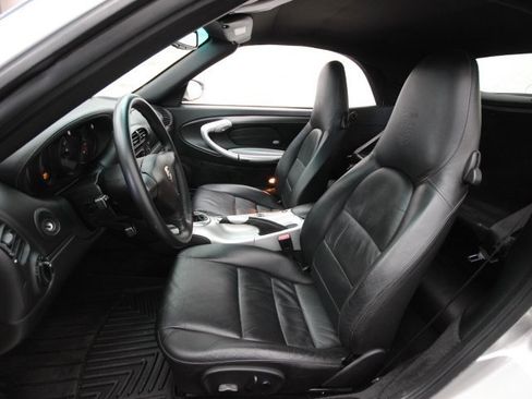 Used 2004 Porsche 911 Carrera 4S image 14