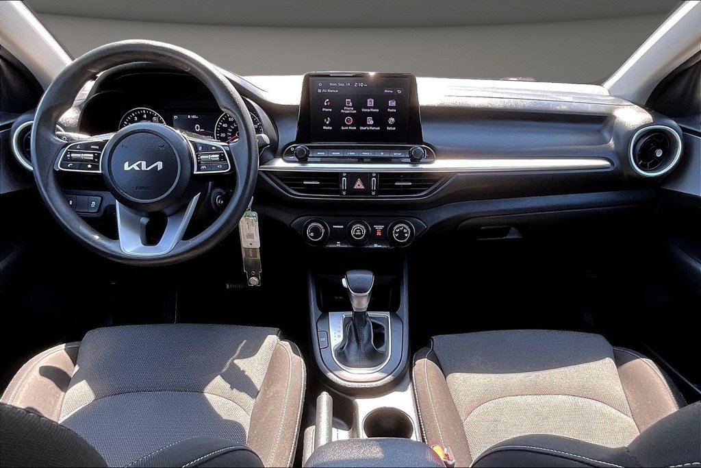 Used 2024 Kia Forte LXS w/ LXS Technology Package FWD image 10
