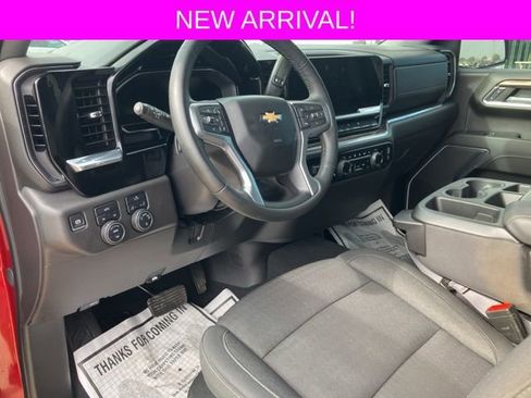 Used 2024 Chevrolet Silverado 1500 LT w/ Convenience Package II image 24