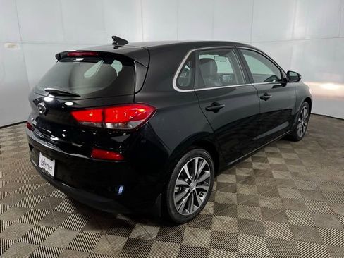 Used 2020 Hyundai Elantra GT w/ Style Package 02 image 9