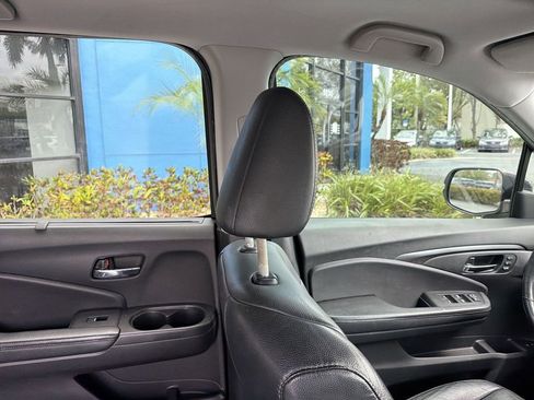 Used 2020 Honda Pilot EX-L image 16