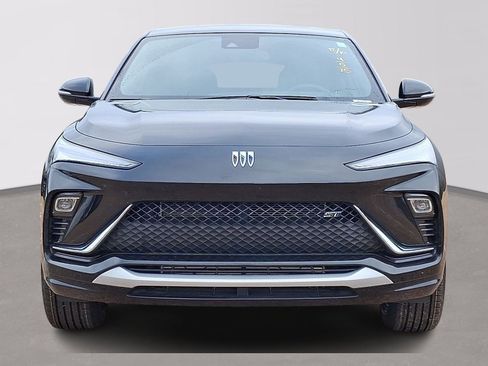 Used 2025 Buick Envista Sport Touring image 2