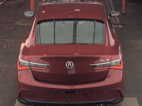 Used 2020 Acura ILX image 5