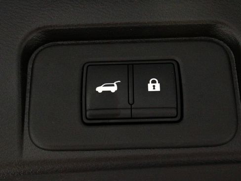 Certified 2023 Nissan Rogue SL w/ SL Premium Package AWD/4WD image 16