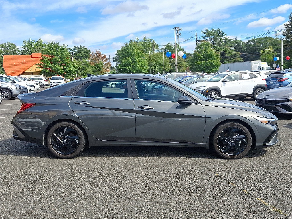 Used 2026 Hyundai Elantra SEL Sport Premium FWD image 8