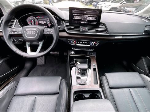 Used 2023 Audi Q5 2.0T Premium Plus w/ Premium Plus Package image 13