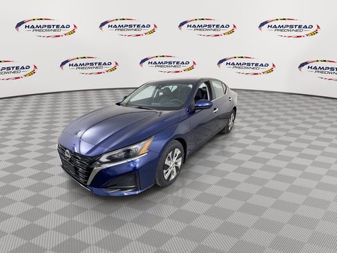 Used 2023 Nissan Altima 2.5 S image 4