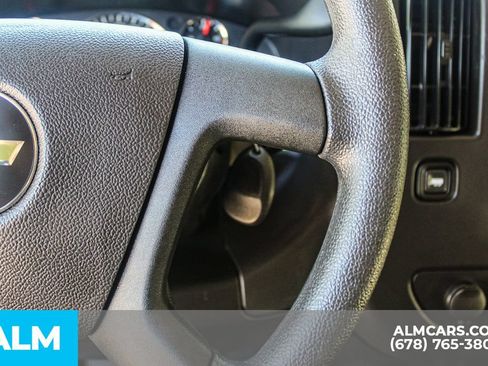 Used 2025 Chevrolet Express 3500 LT w/ LT Preferred Equipment Group RWD image 24