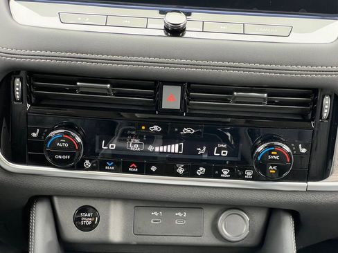 Certified 2026 Nissan Rogue Platinum AWD/4WD image 4