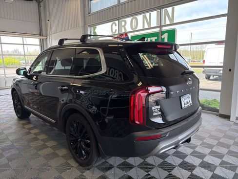 Used 2021 Kia Telluride SX w/ SX Prestige Package image 4