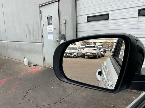 Used 2025 Jeep Compass Trailhawk w/ Trailer Tow Group image 18