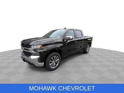 Used 2019 Chevrolet Silverado 1500 LT w/ All-Star Edition AWD/4WD image 4