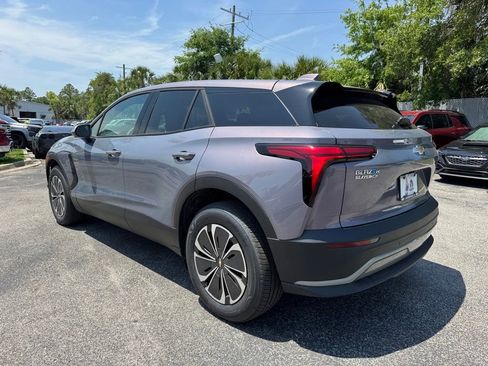 New 2025 Chevrolet Blazer EV LT image 6