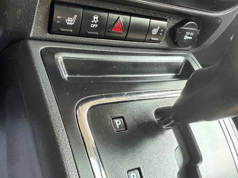 Used 2015 Jeep Patriot Latitude w/ Sun/Sound Group AWD/4WD image 23