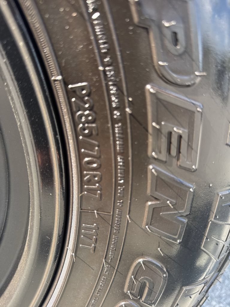 Used 2018 Jeep Wrangler Sport AWD/4WD image 31