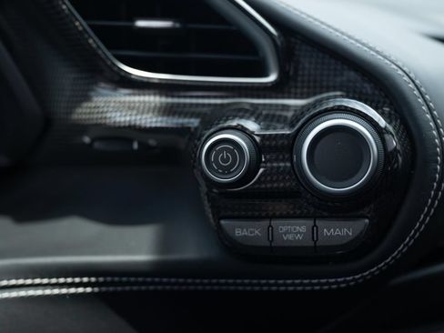 Used 2017 Ferrari 488 GTB RWD image 48