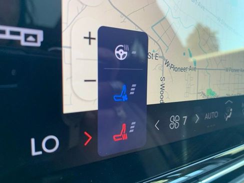 New 2025 Lincoln Nautilus Reserve image 23