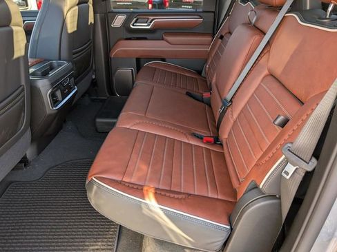 New 2026 GMC Sierra 2500 Denali Ultimate image 19