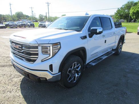 New 2026 GMC Sierra 1500 SLT w/ SLT Premium Plus Package AWD/4WD image 11