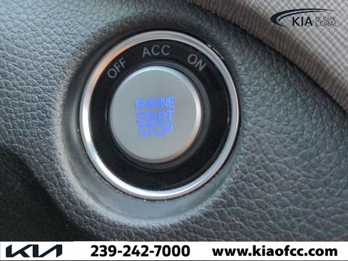 Used 2017 Hyundai Santa Fe Sport image 30