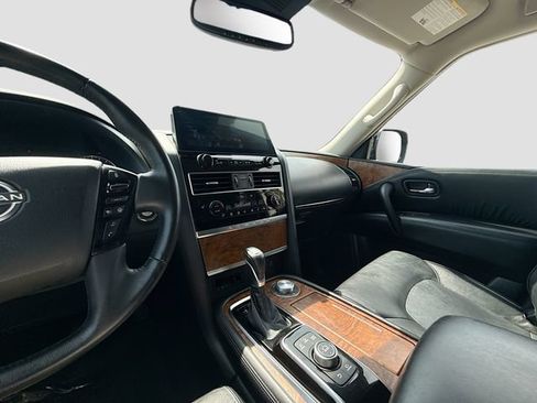 Used 2024 Nissan Armada SL AWD/4WD image 29