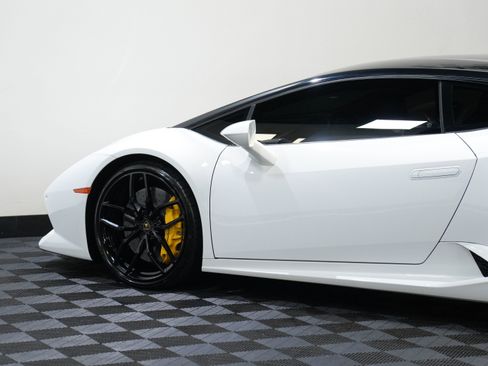 Used 2015 Lamborghini Huracan LP 610-4 image 20