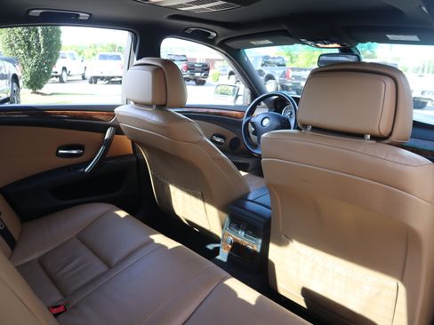 Used 2009 BMW 528i Sedan RWD image 27