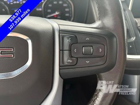 Used 2021 GMC Yukon XL SLT w/ SLT Luxury Plus Package AWD/4WD image 16